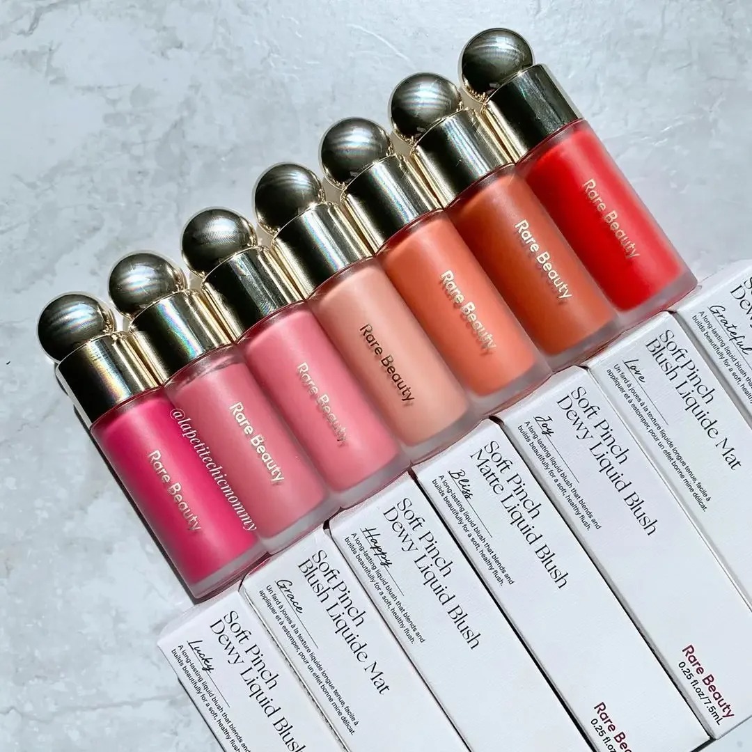 Rare Beauty Pomadka do ust, pł – Rare Beauty Makeup Highlighter recenzja i cena