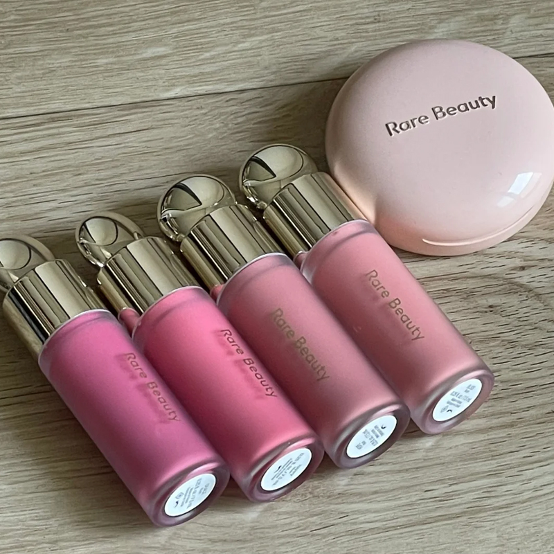 Rare Beauty Bliss Believe Happ – Rare Beauty Makeup Highlighter recenzja i cena
