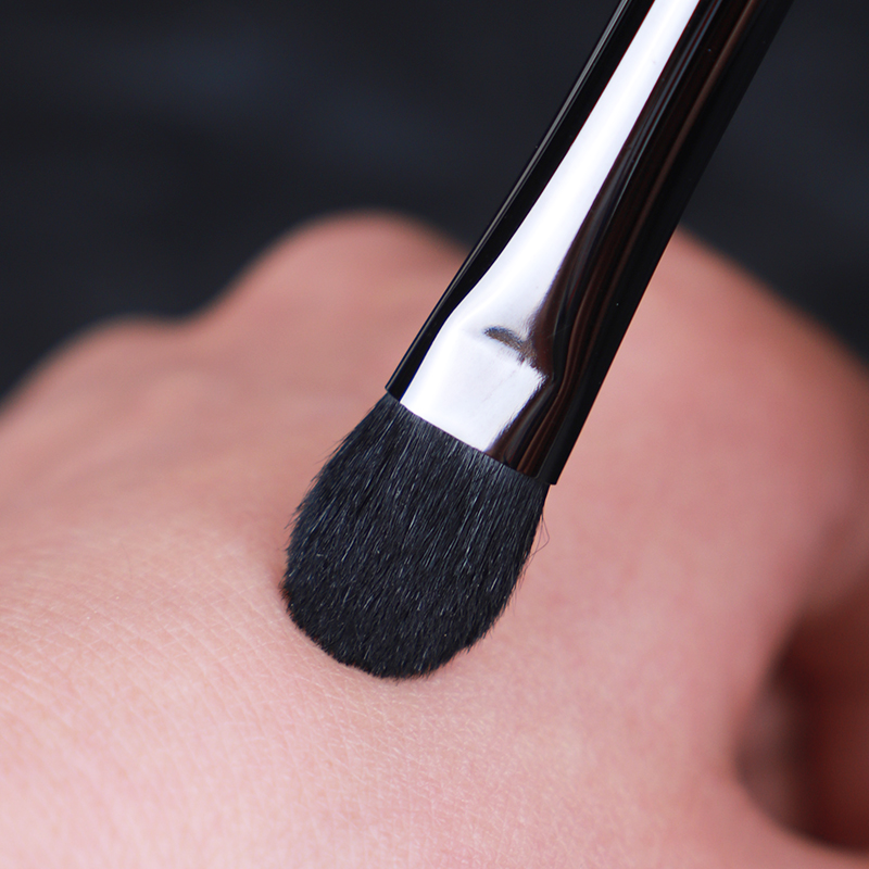 Szary pędzel do makijażu Picca – Beauty Makeup Store recenzja i cena