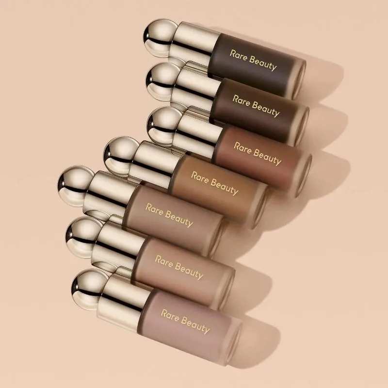 Modny, rzadki kosmetyk do maki – Rare Beauty Makeup Highlighter recenzja i cena