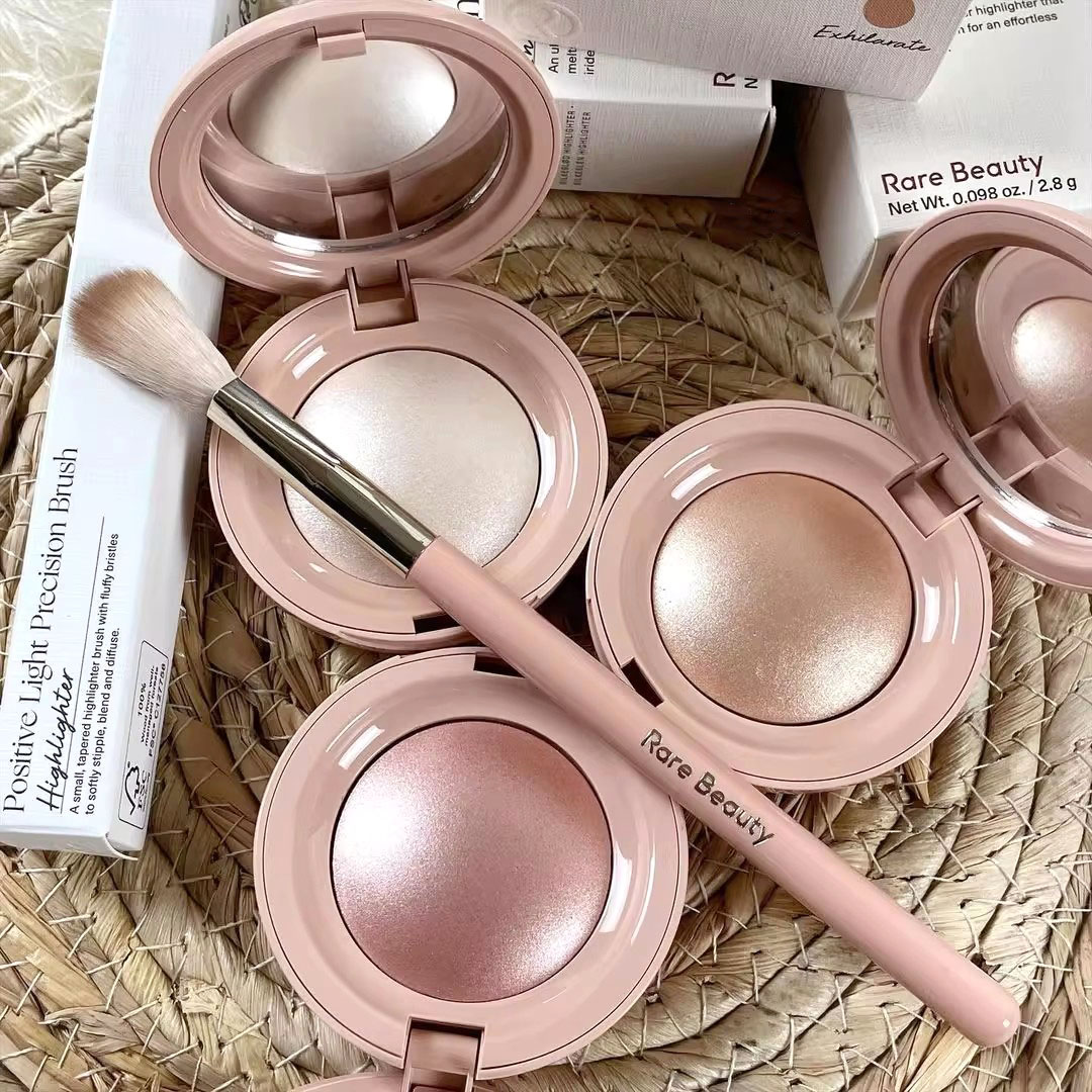 Nowy Rare Beauty Soft Contour  – Rare Beauty Makeup Highlighter recenzja i cena